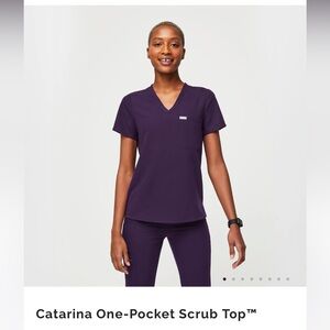 NWT Figs medium scrub top
